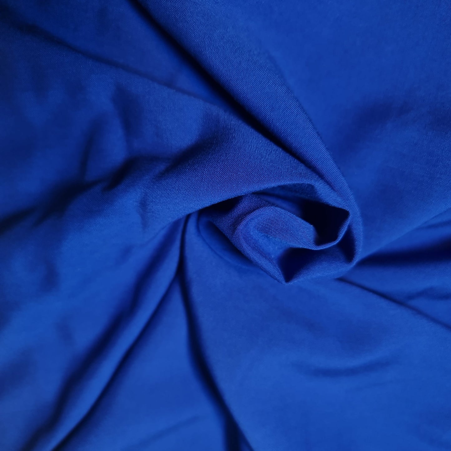 ROYAL BLUE PLAIN VISCOSE CHALLIS FABRIC SOFT NON STRETCH DRESS CRAFT MATERIAL 58" BY METER
