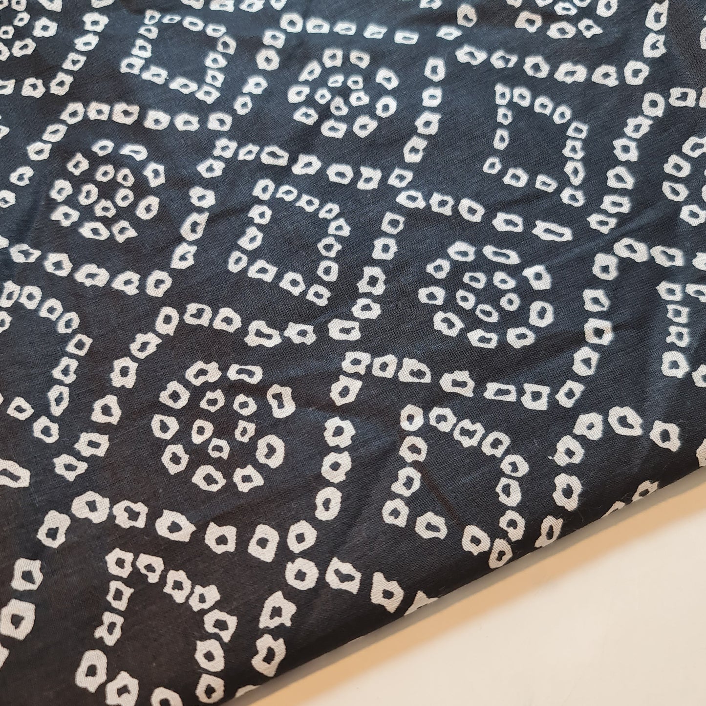 Rajasthani 100% Cotton Lawn Fabric – 44" Wide Quilting, Patchwork & Craft Material by the Meter