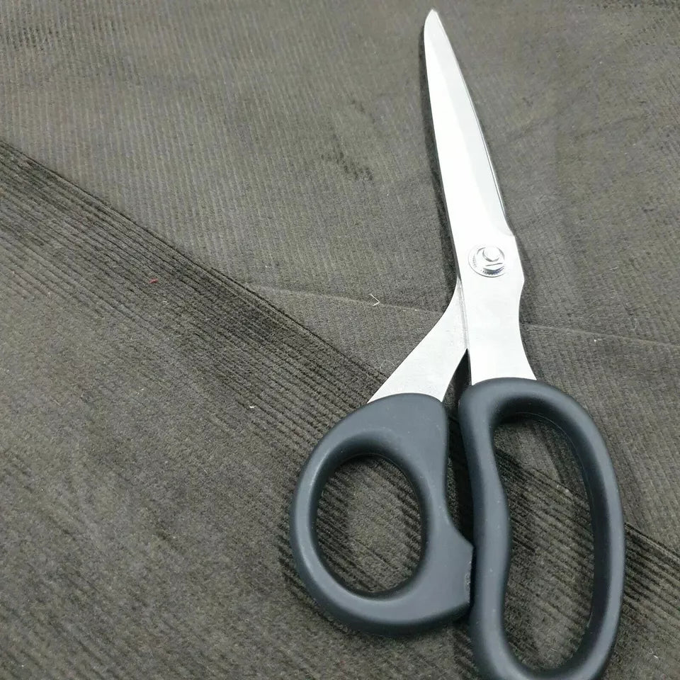 Italian 100% Cotton Velvet Corduroy Fabric – 58" Wide Plain & Printed Jumbo / Needle Cord for Upholstery & Dressmaking - Textile Station