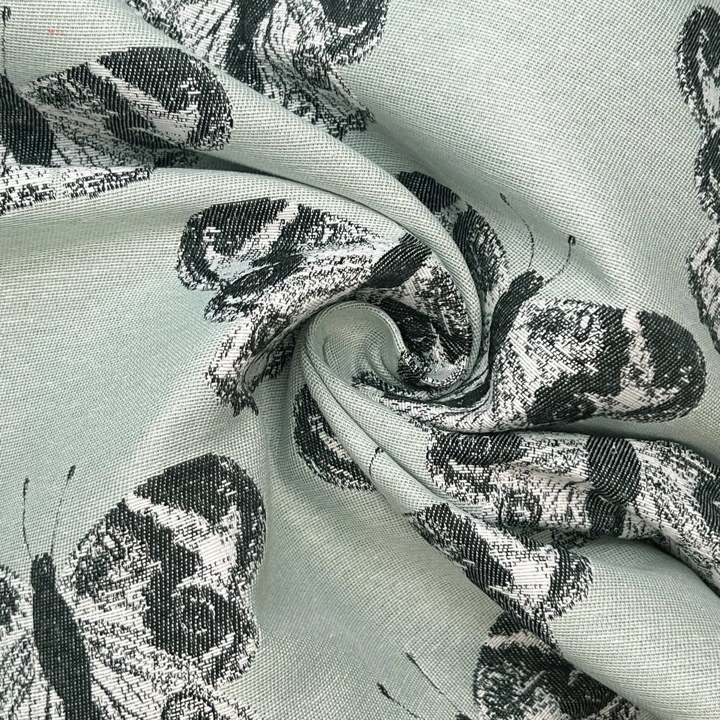 Luxury Cotton Rich Tapestry Jacquard Fabric – New World Jacquard 55" (140cm) Wide – 15M Roll