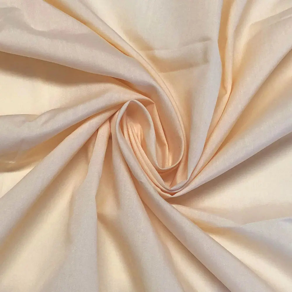 Pale Peach (PC32)