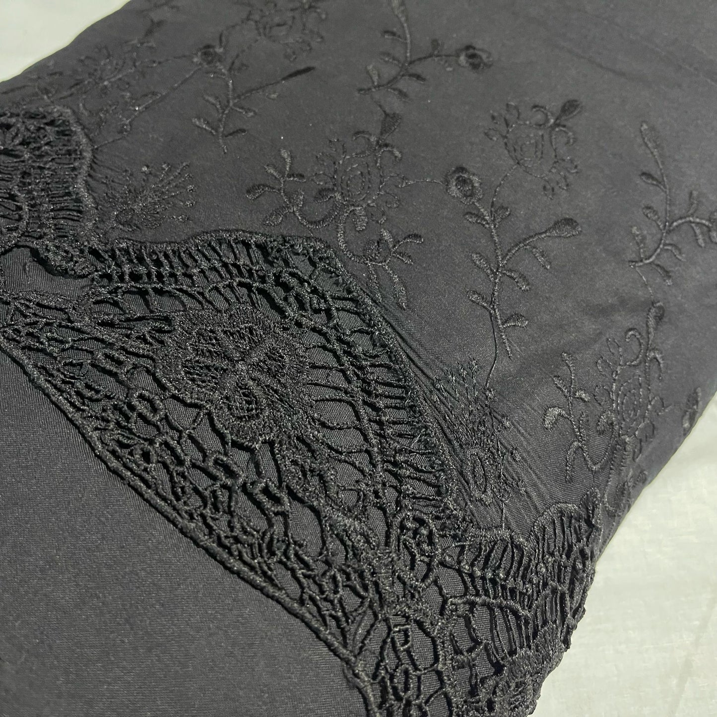 Cotton Floral Embroidery Fabric – Broderie Anglaise Lace Dress & Craft Material, 44" Wide