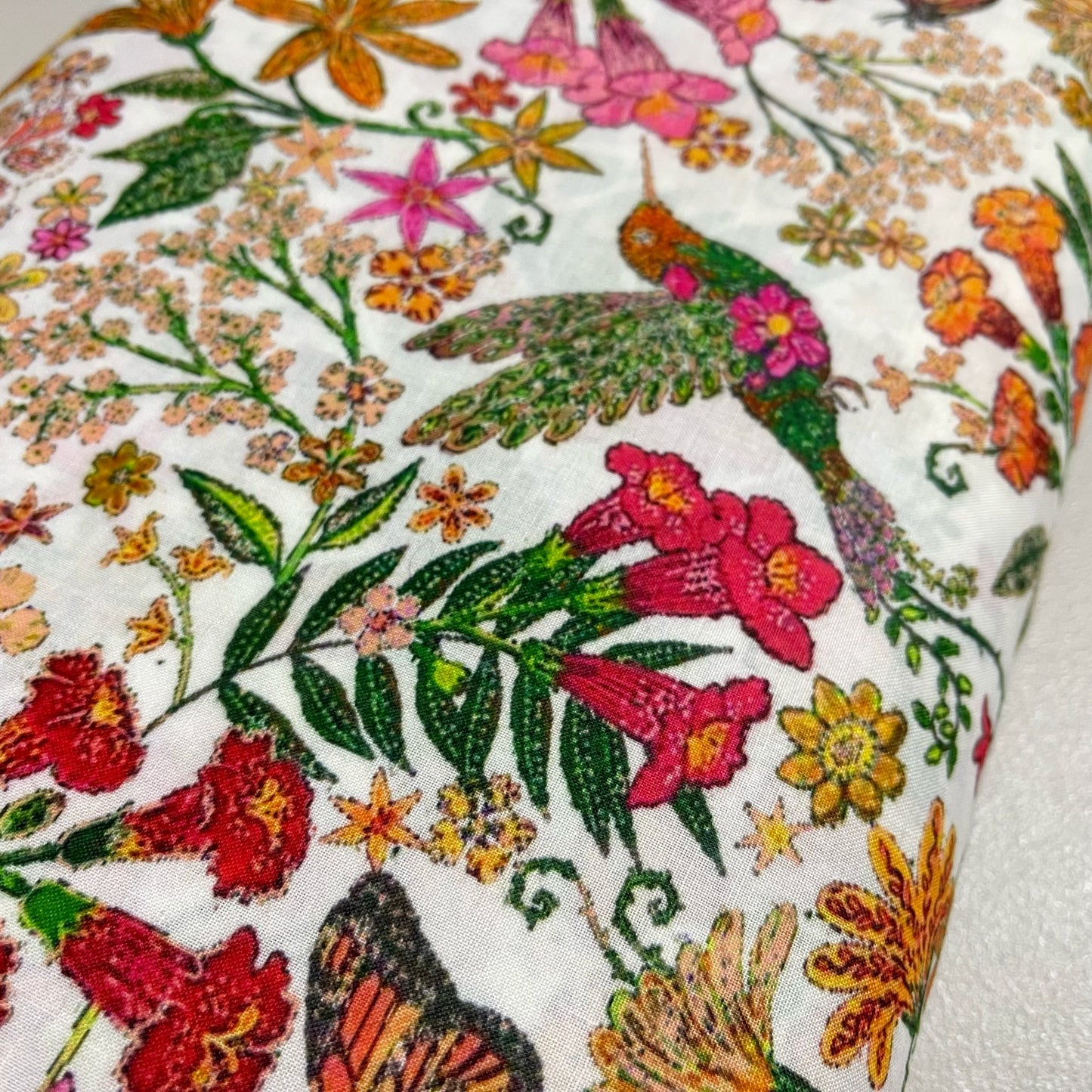 Floral 100% Cotton Paisley Fabric – 44" Wide Dressmaking, Craft & Quilting Material by the Meter - Textile Station