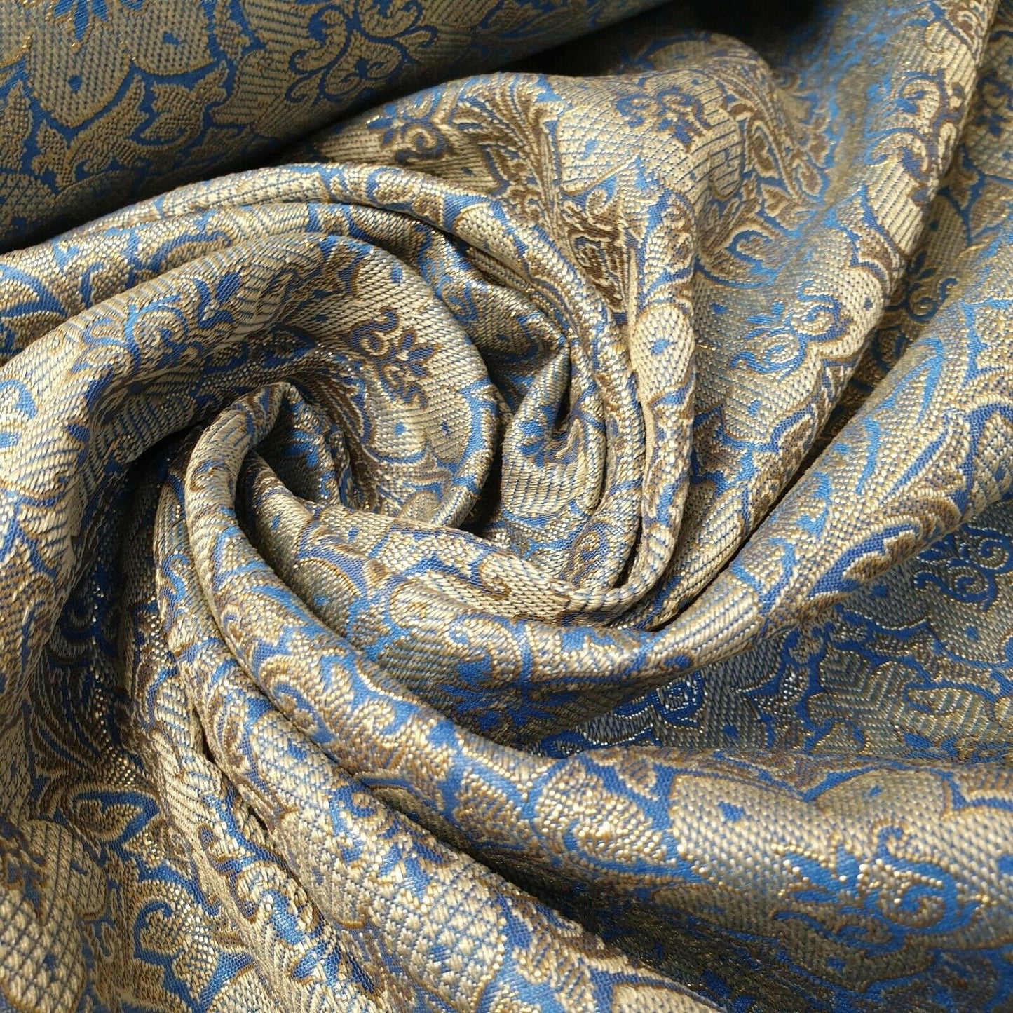 Indian Jacquard Banarasi Brocade Fabric – 44" Wide Print for Dress, Craft & Décor by the Metre