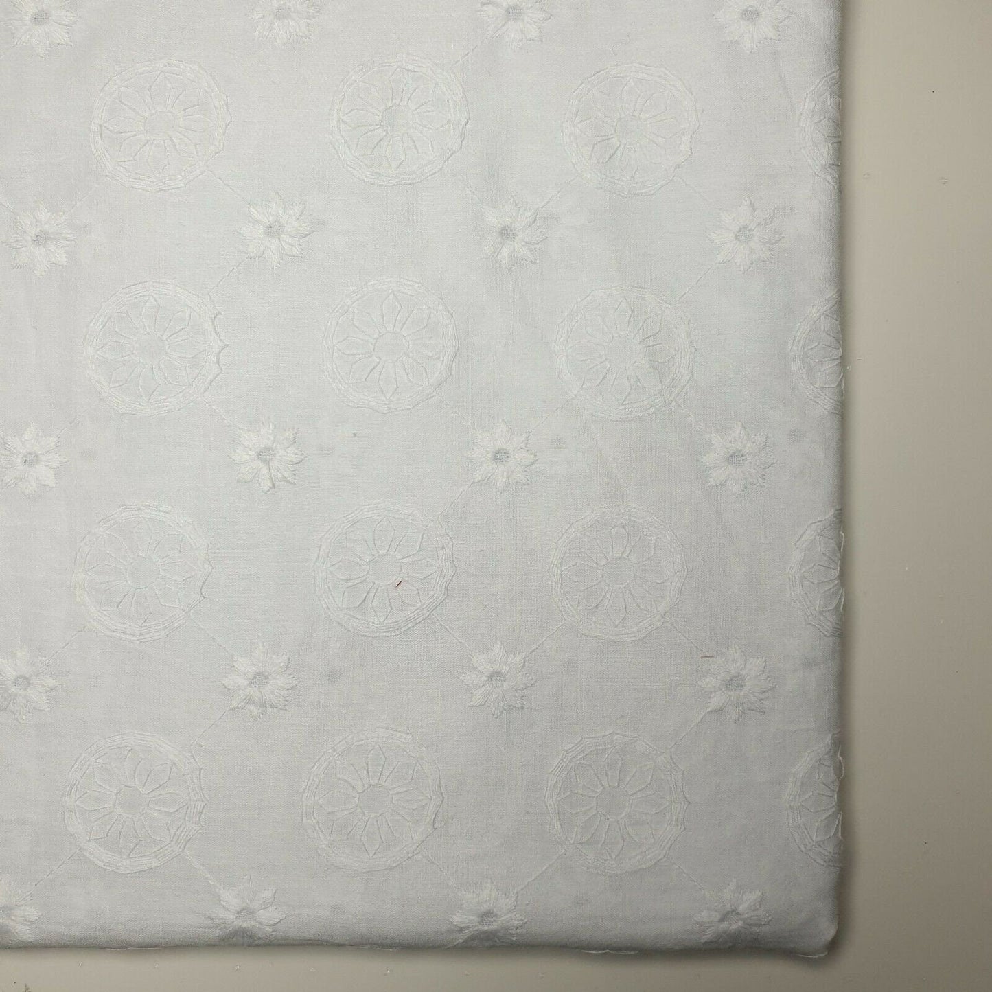 Premium White 100% Cotton Broderie Anglaise Embroidery Dressmaking 58" Fabric 09 Available in Continuous Length