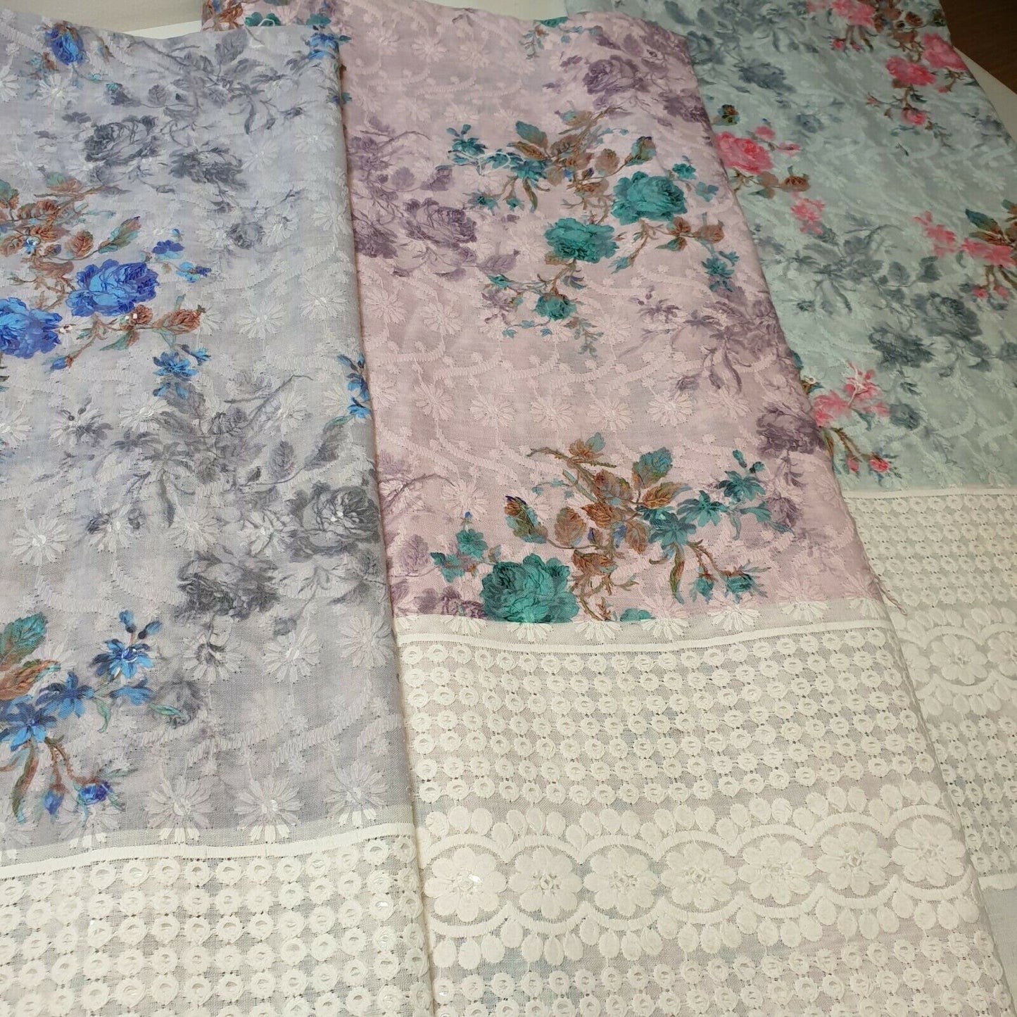 100% Cotton Broderie Anglaise Floral Embroidery Hole Border Dress Fabric 150cm (Pattern 3)