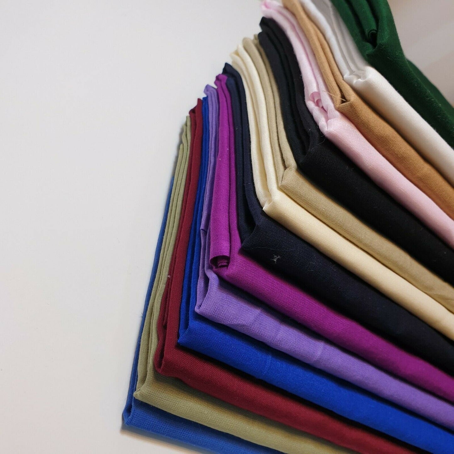 100% Cotton Voile / Rubia Cambric Mercerised Fabric – 90 cm Wide Plain Material for Dressmaking, Lining & Crafts