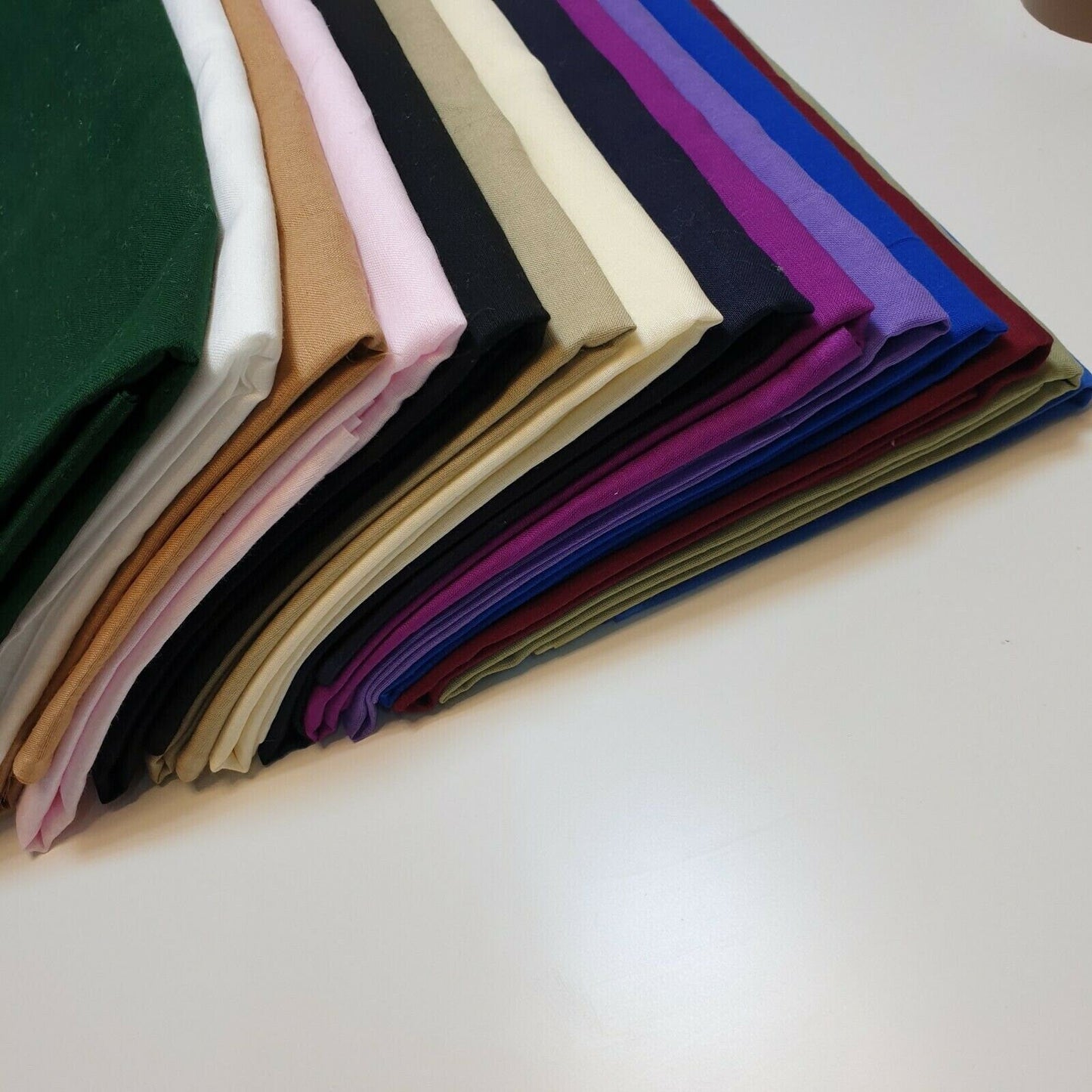 100% Cotton Voile / Rubia Cambric Mercerised Fabric – 90 cm Wide Plain Material for Dressmaking, Lining & Crafts