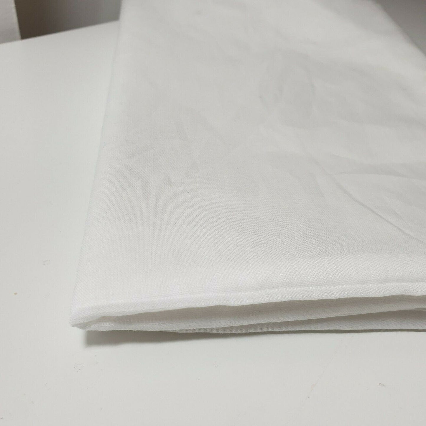 100% Cotton Voile / Rubia Cambric Mercerised Fabric – 90 cm Wide Plain Material for Dressmaking, Lining & Crafts