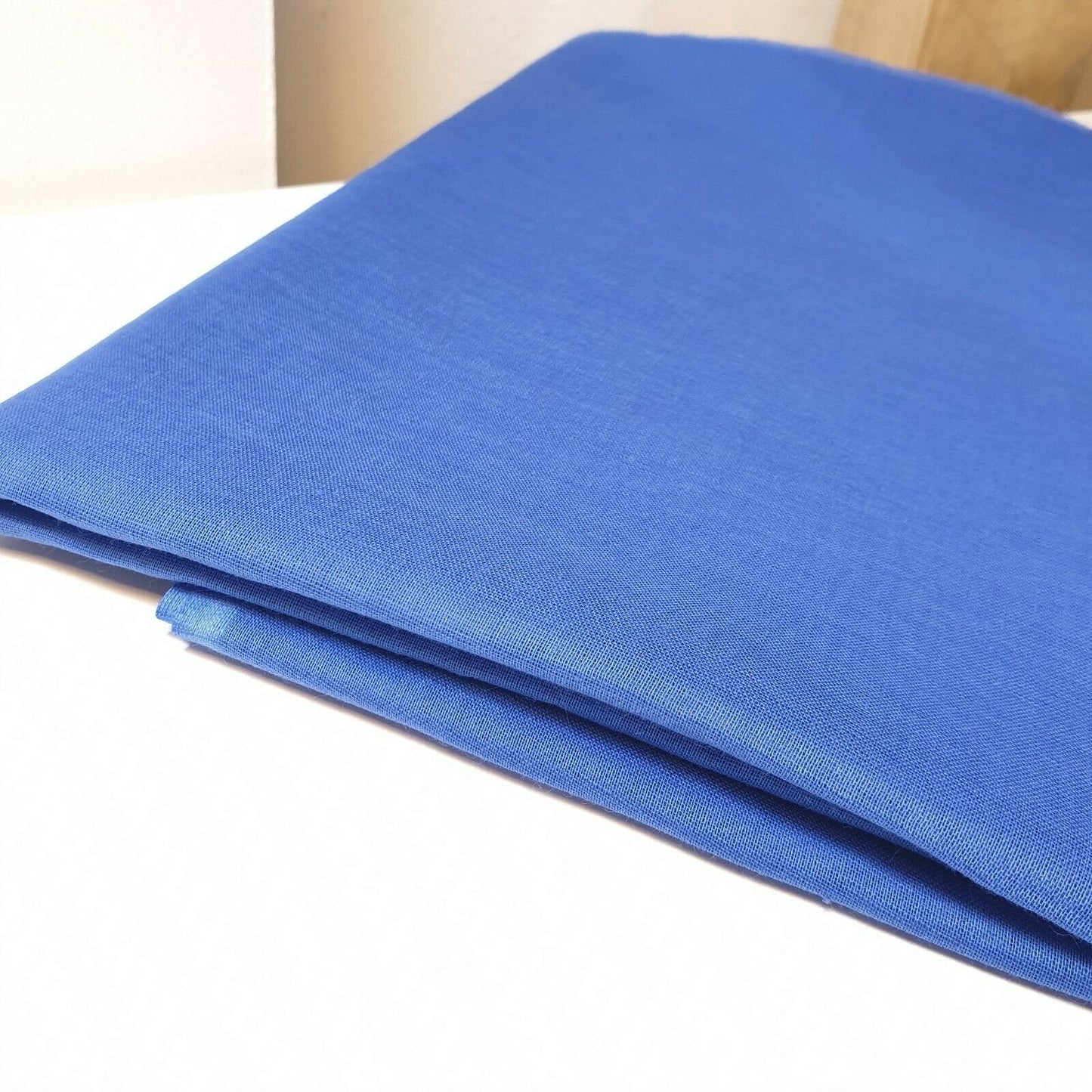 100% Cotton Voile / Rubia Cambric Mercerised Fabric – 90 cm Wide Plain Material for Dressmaking, Lining & Crafts