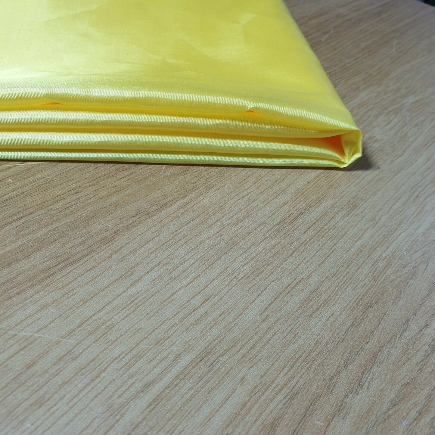 Habotai Lightweight Satin Fabric – 58" Wide Anti-Static Lining for Dresses, Skirts, Jackets & Décor by the Metre