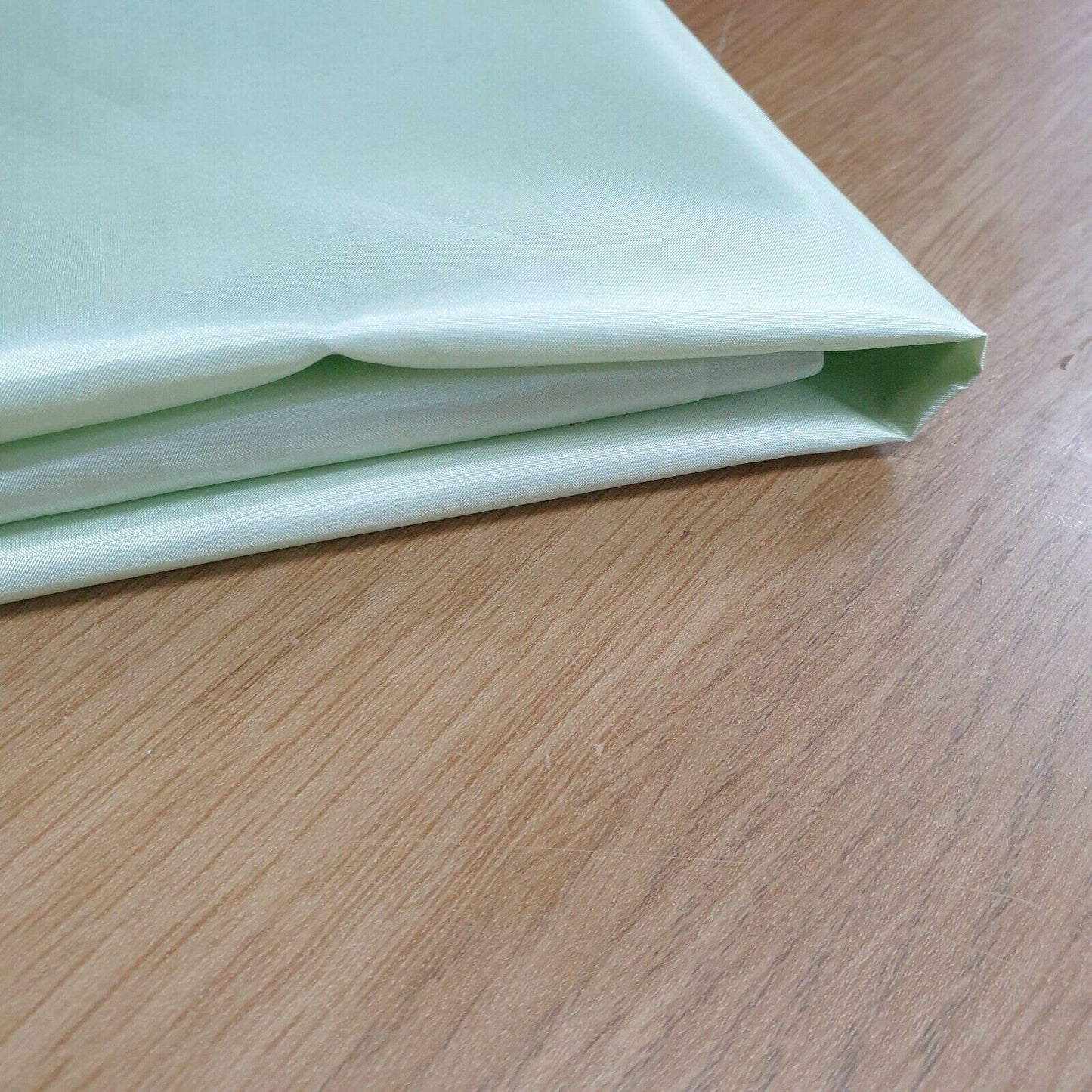 Habotai Lightweight Satin Fabric – 58" Wide Anti-Static Lining for Dresses, Skirts, Jackets & Décor by the Metre