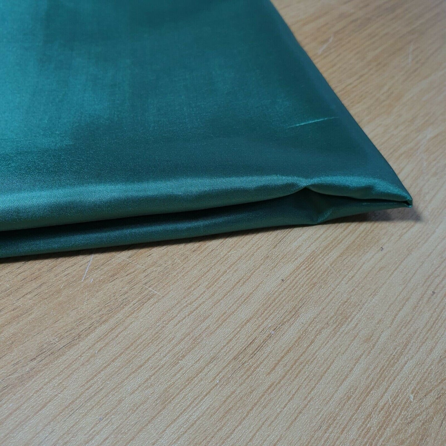 Habotai Lightweight Satin Fabric – 58" Wide Anti-Static Lining for Dresses, Skirts, Jackets & Décor by the Metre