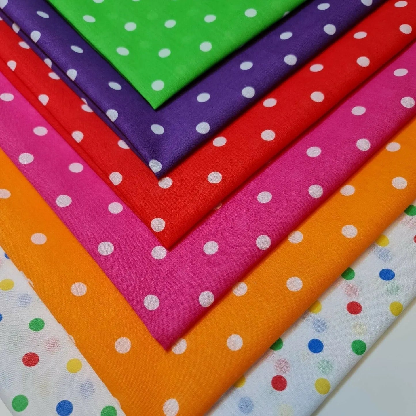 6pcs Polycotton Polka Dot Fat Quarters | 50Γ50cm Quilting, Patchwork & Craft Fabric Bundle β Soft Printed Material