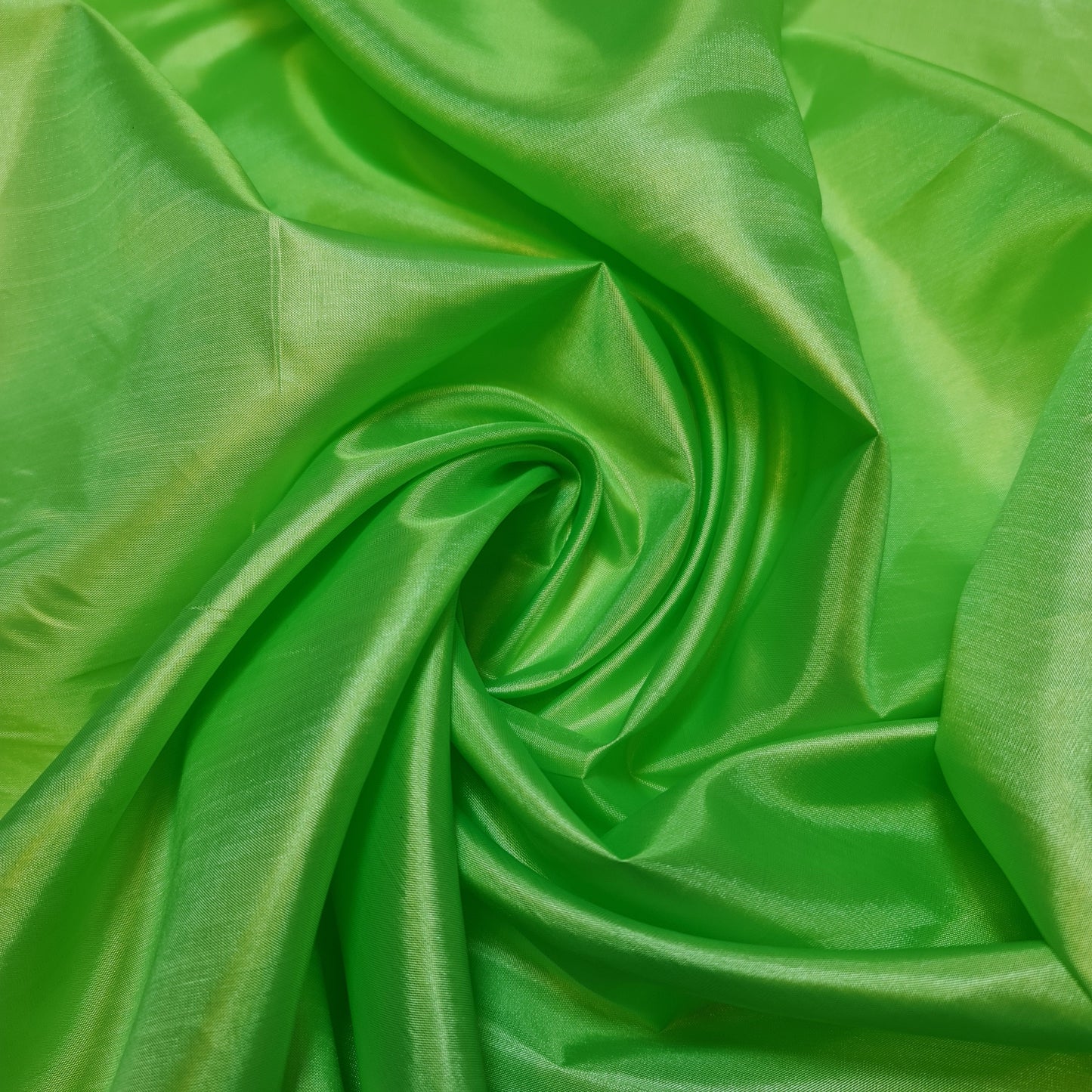 Habotai Lightweight Satin Fabric – 58" Wide Anti-Static Lining for Dresses, Skirts, Jackets & Décor by the Metre