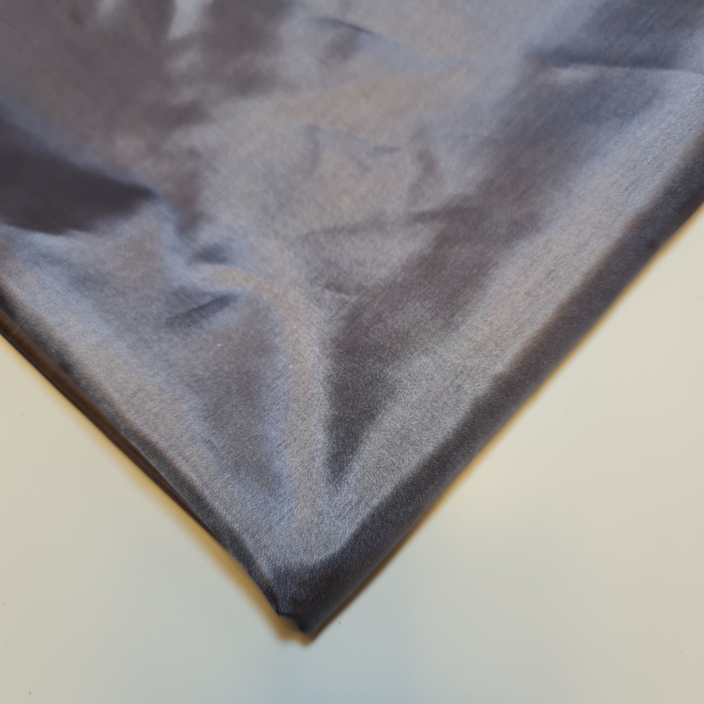 Habotai Lightweight Satin Fabric – 58" Wide Anti-Static Lining for Dresses, Skirts, Jackets & Décor by the Metre