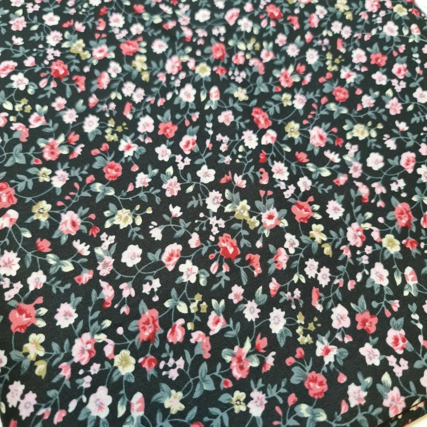100% Cotton Poplin Ditsy Floral Fabric | 58" (147cm) Wide Soft Dressmaking, Quilting & Craft Material β Sold by the Metre