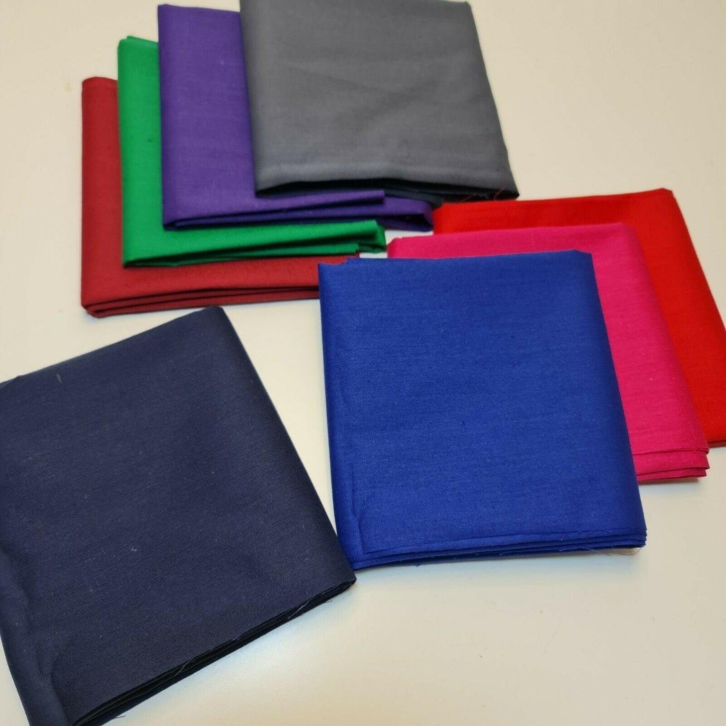 100% Cotton Fat Quarter Fabric Bundle of 8 50x50cm Bright Plain Solid Colours Quilting Patchwork Material