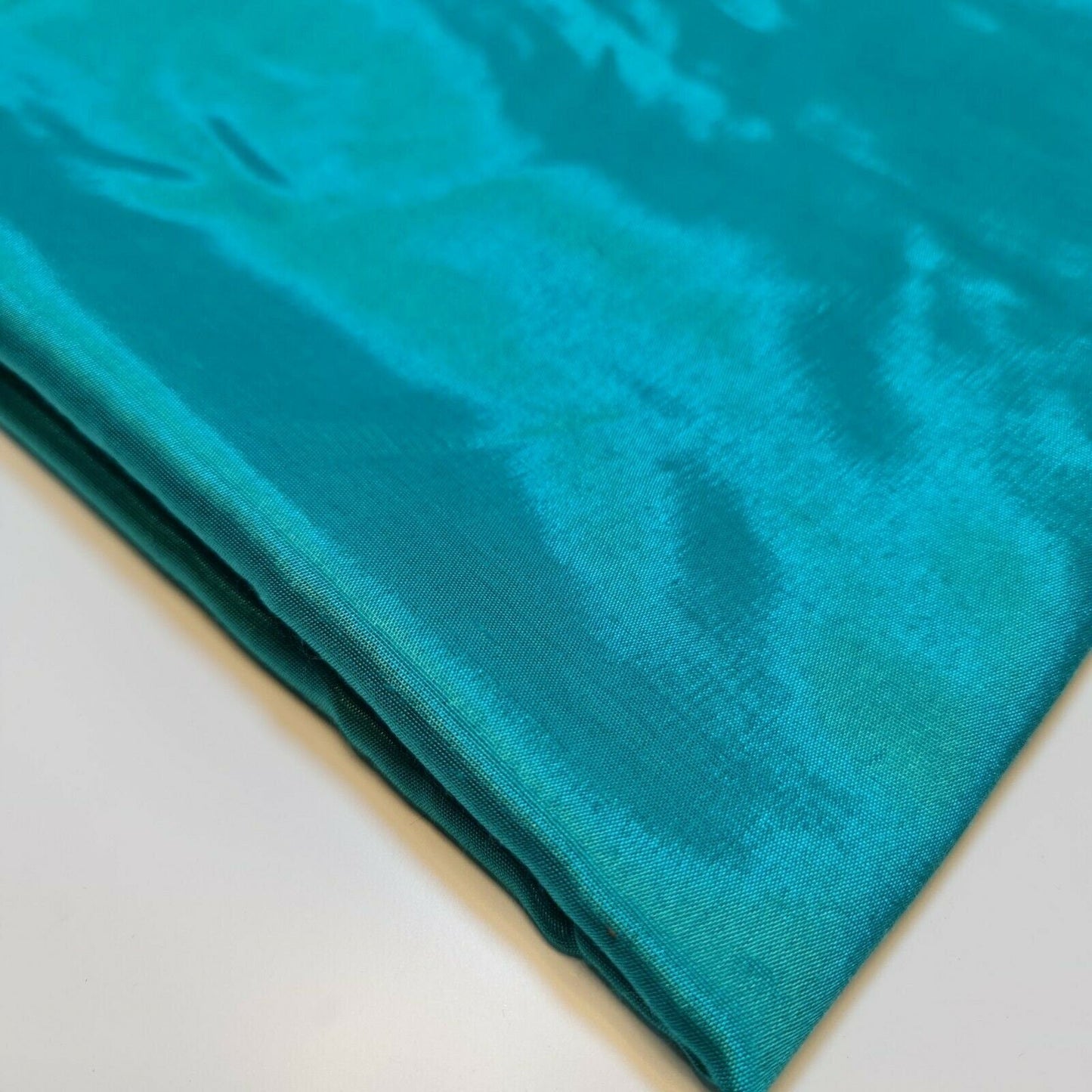 Habotai Lightweight Satin Fabric – 58" Wide Anti-Static Lining for Dresses, Skirts, Jackets & Décor by the Metre