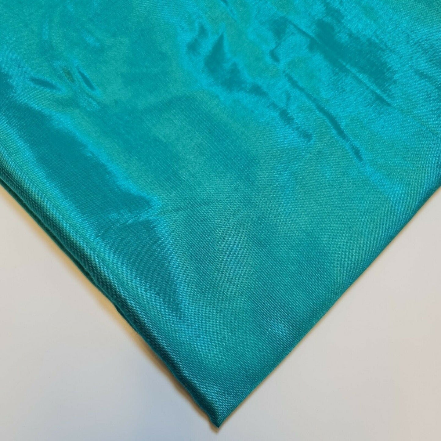 Habotai Lightweight Satin Fabric – 58" Wide Anti-Static Lining for Dresses, Skirts, Jackets & Décor by the Metre