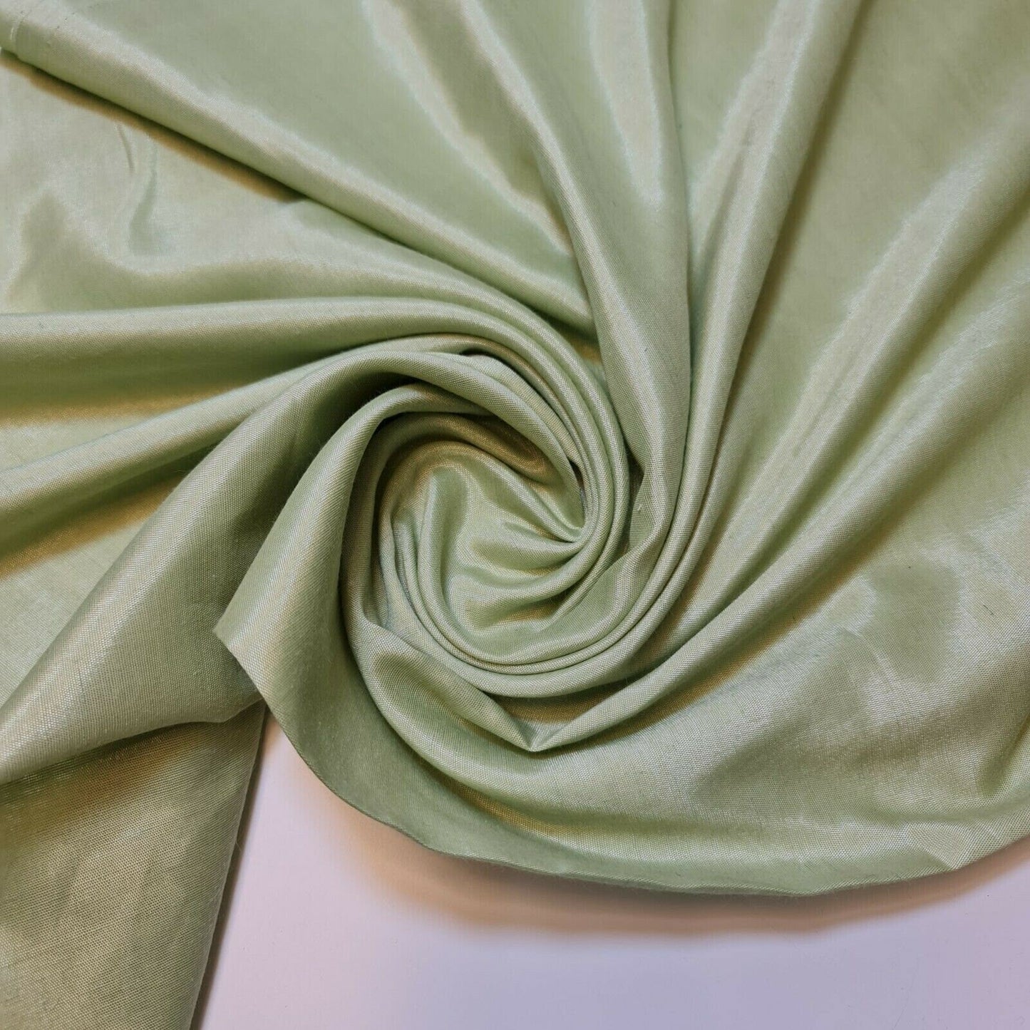Habotai Lightweight Satin Fabric – 58" Wide Anti-Static Lining for Dresses, Skirts, Jackets & Décor by the Metre