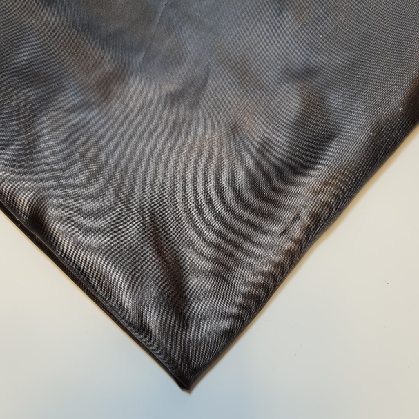 Habotai Lightweight Satin Fabric – 58" Wide Anti-Static Lining for Dresses, Skirts, Jackets & Décor by the Metre