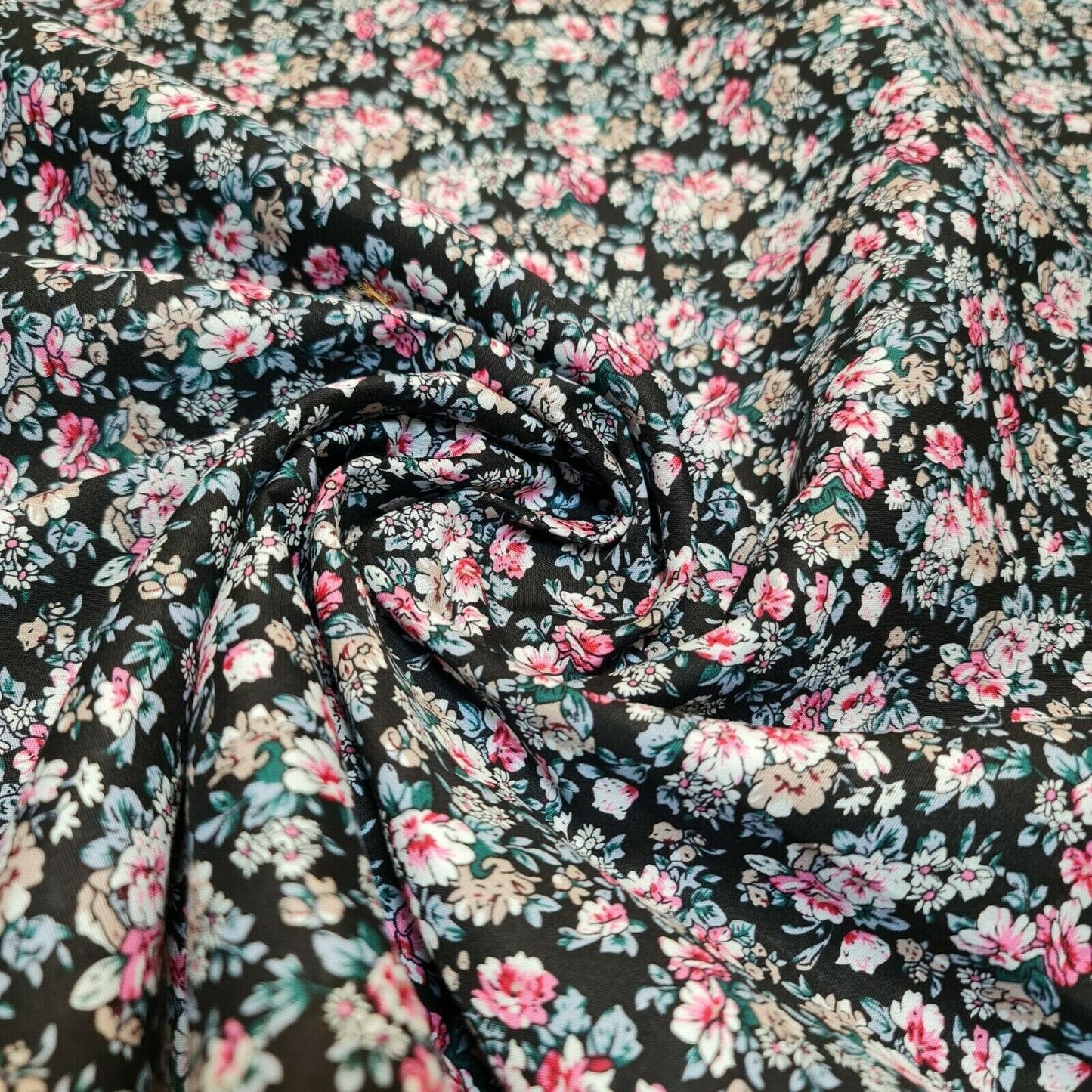 Wild Floral 100% Cotton Poplin Daisy Flower Print Fabric – Dress & Craft Material 58" Wide - Textile Station
