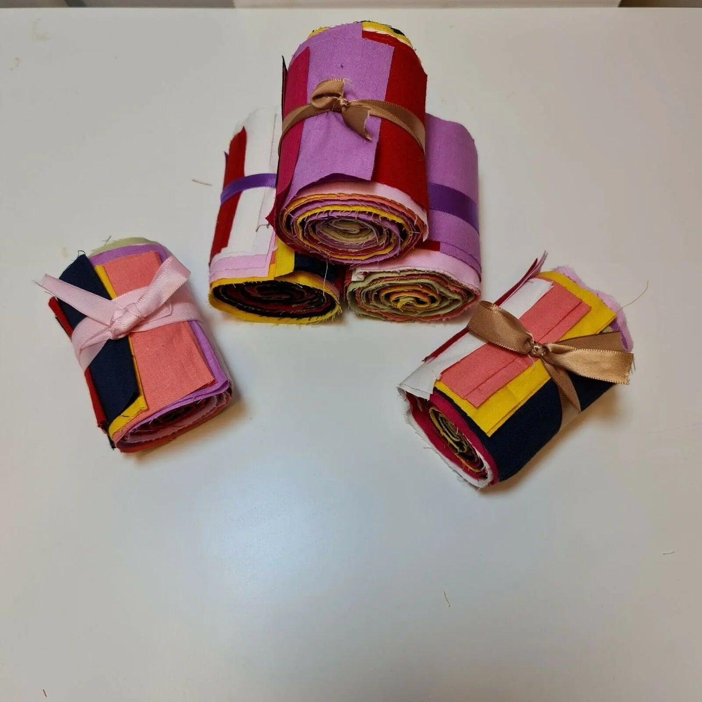 10-Piece Jelly Roll Honey Bun Strips | 100% Cotton Patchwork Fabric in Plain Solid Colours β Quilting & Craft Material