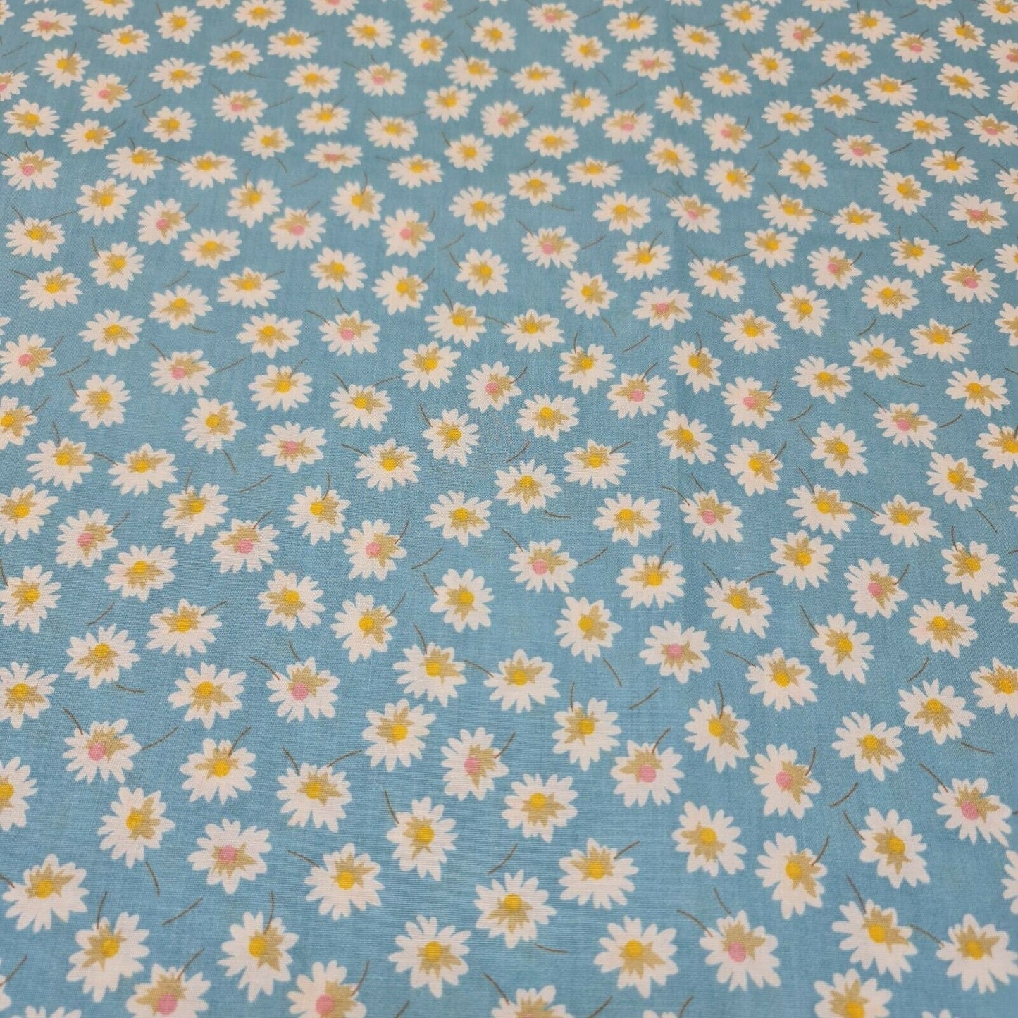 100% Cotton Poplin Daisy Flower Print Fabric – Dress & Craft Material 58" Wide - Textile Station