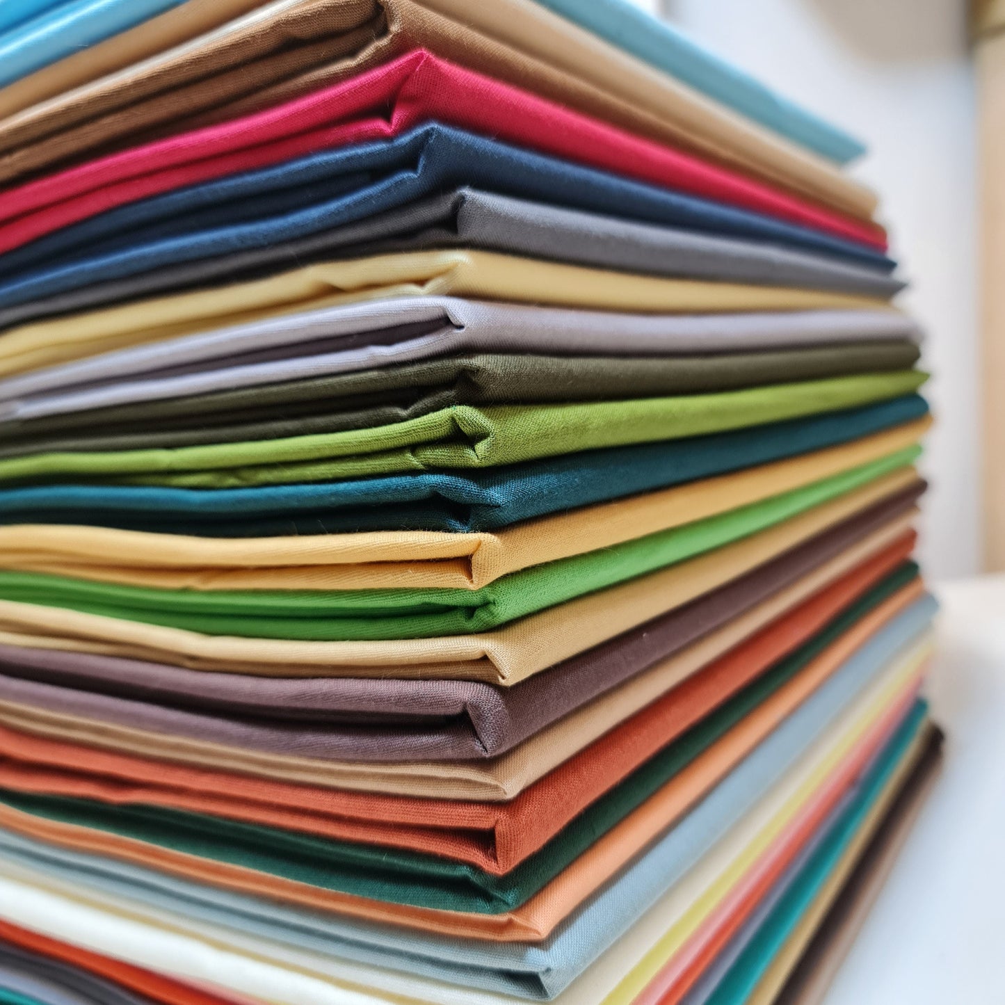 Plain 100% Cotton Fabric Material Fat Quarters Quilting Metre 30 Colours 44 Inch Wide (Bottle Green)