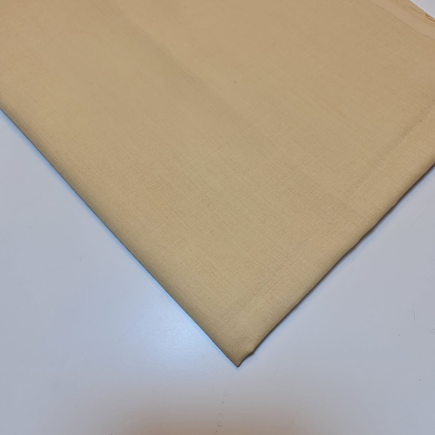 100% Cotton Voile / Rubia Cambric Mercerised Fabric – 90 cm Wide Plain Material for Dressmaking, Lining & Crafts
