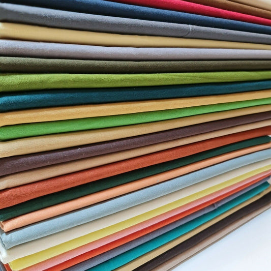 Plain 100% Cotton (Cambric) Fabric – 44" Wide Quilting, Dressmaking & Craft Material by the Metre