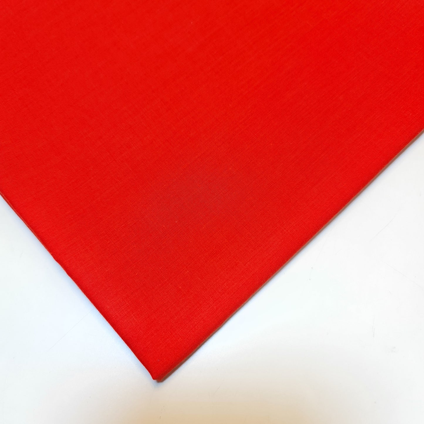 100% Cotton Voile / Rubia Cambric Mercerised Fabric – 90 cm Wide Plain Material for Dressmaking, Lining & Crafts