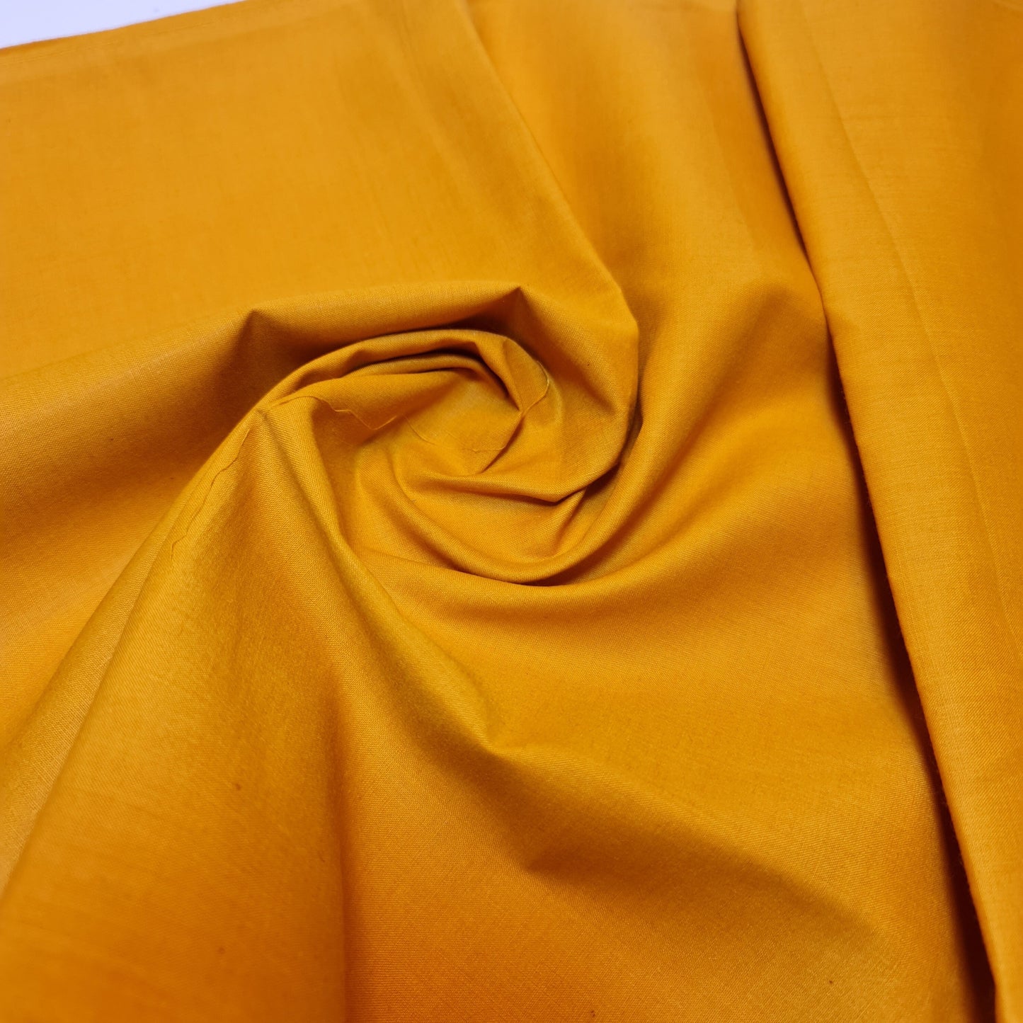 100% Cotton Voile / Rubia Cambric Mercerised Fabric – 90 cm Wide Plain Material for Dressmaking, Lining & Crafts