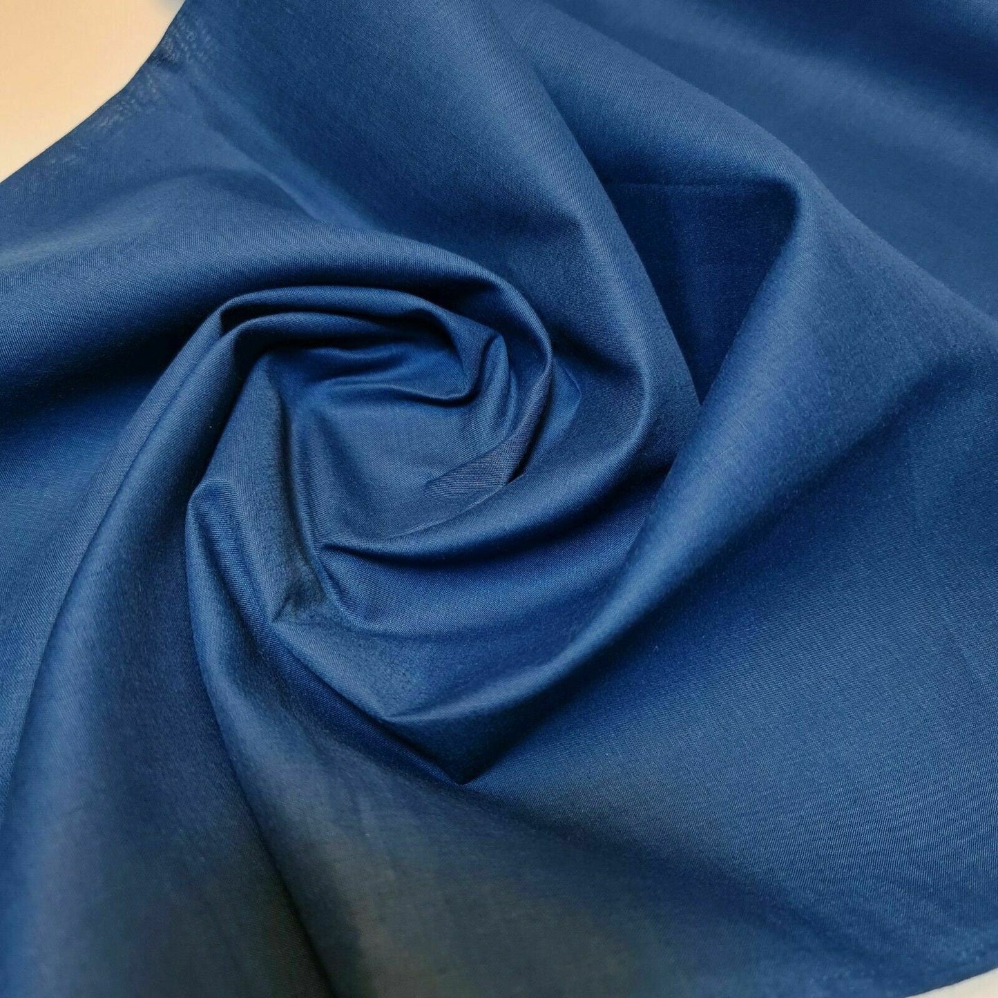 100% Cotton Voile / Rubia Cambric Mercerised Fabric – 90 cm Wide Plain Material for Dressmaking, Lining & Crafts