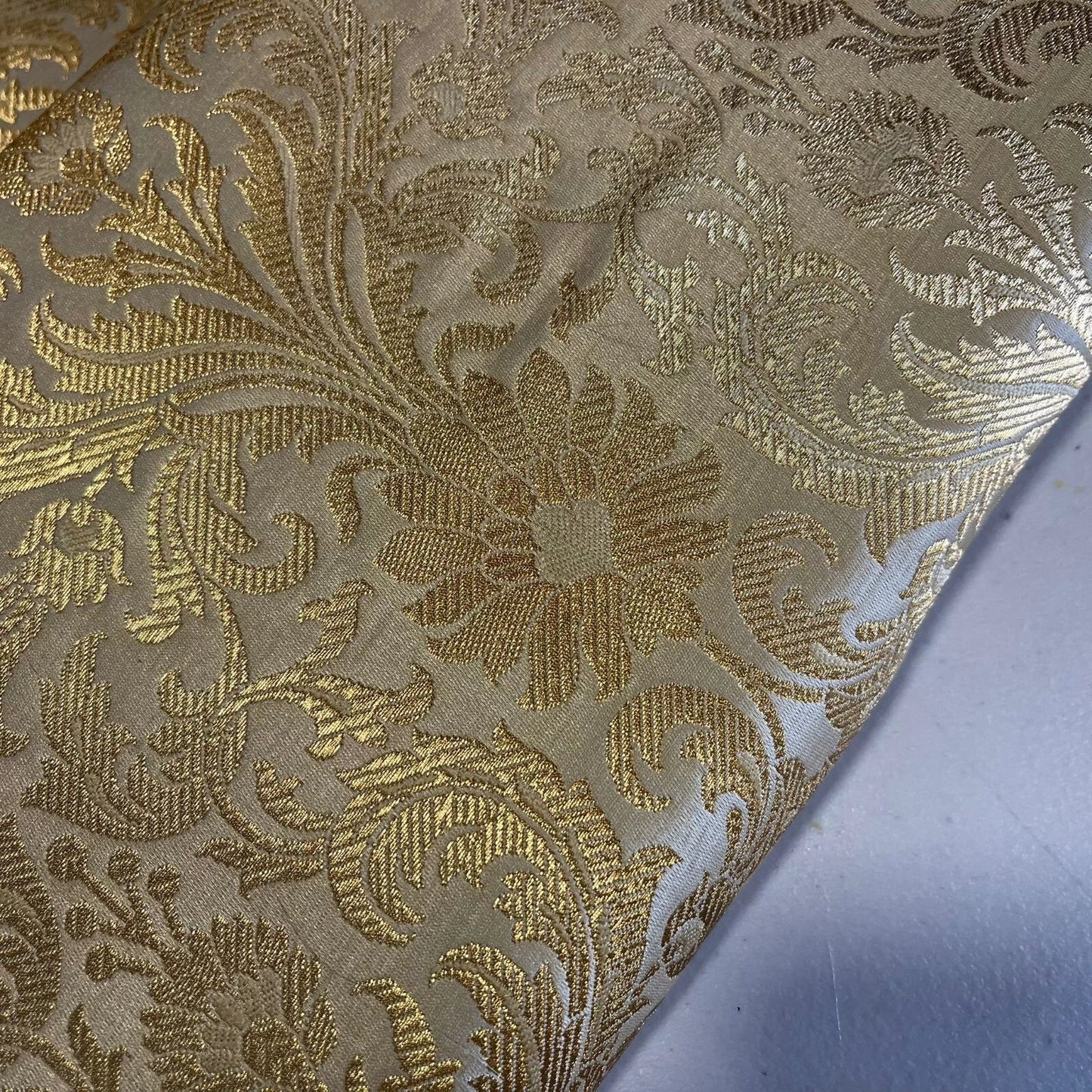 Damask Metallic Brocade Floral Fabric – 112cm (44") Wide – Dress, Craft & Costume Material – Sold by the Meter Gold Tulip
