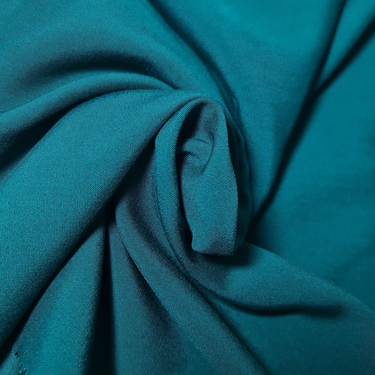 High Quality Poly Viscose Cotton Plain Fabric – 58" Wide Non-Stretch Dressmaking & Craft Material by the Metre