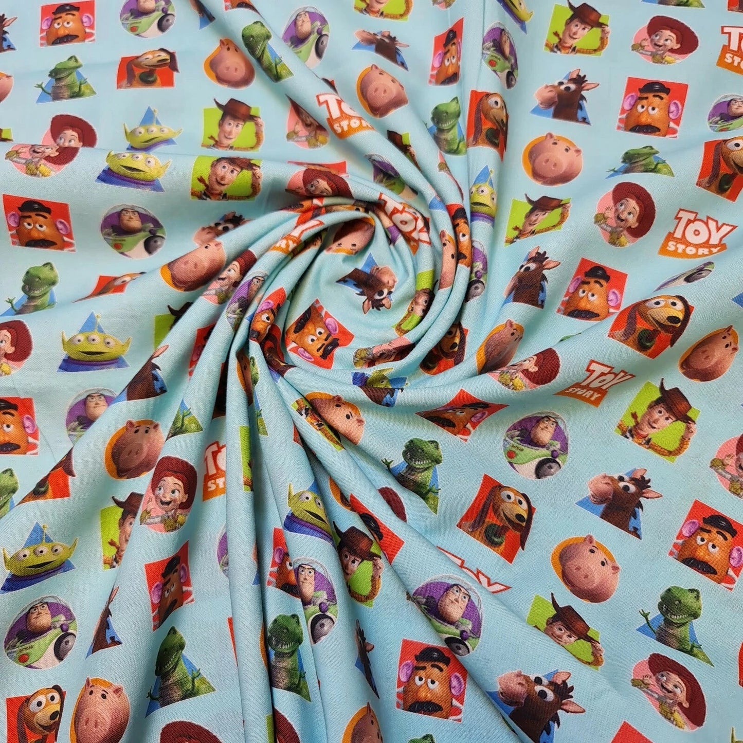 100% Cotton Disney Licensed Character Print Fabric | 58" (147cm) Wide Dressmaking, Patchwork & Craft Material – Sold by the Meter Toy Story