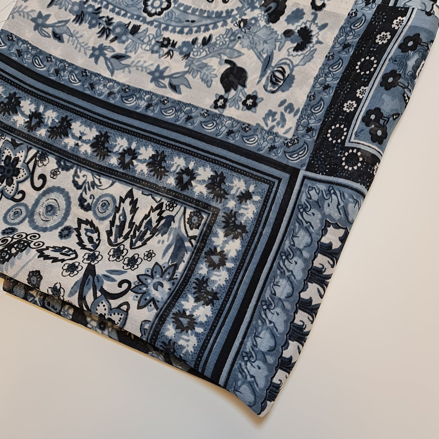 Floral Printed Polyester Georgette and Sheer Chiffon Fabric – Summer Dress Material