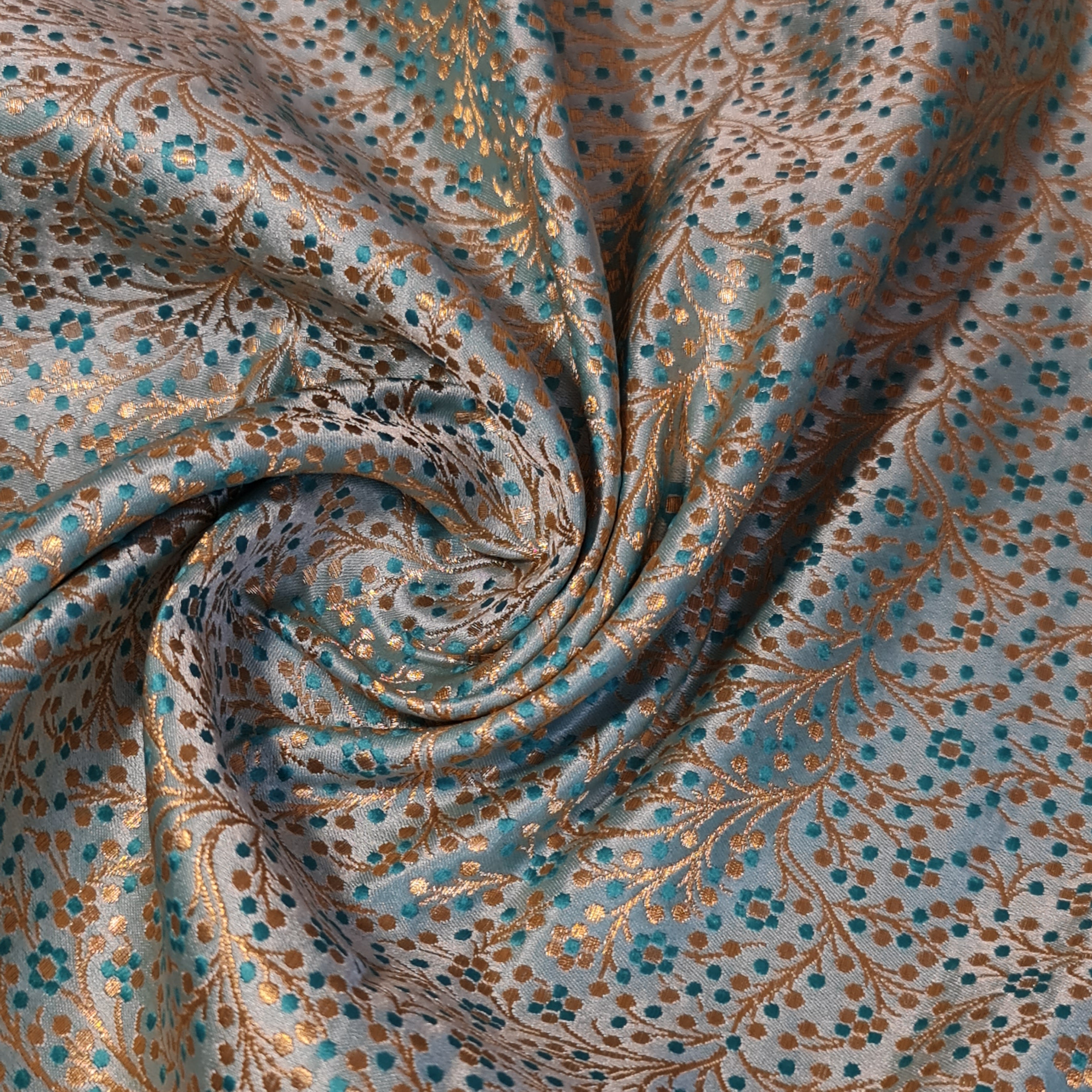 Ditsy Floral Brocade Jacquard Fabric – Indian Banarasi 44