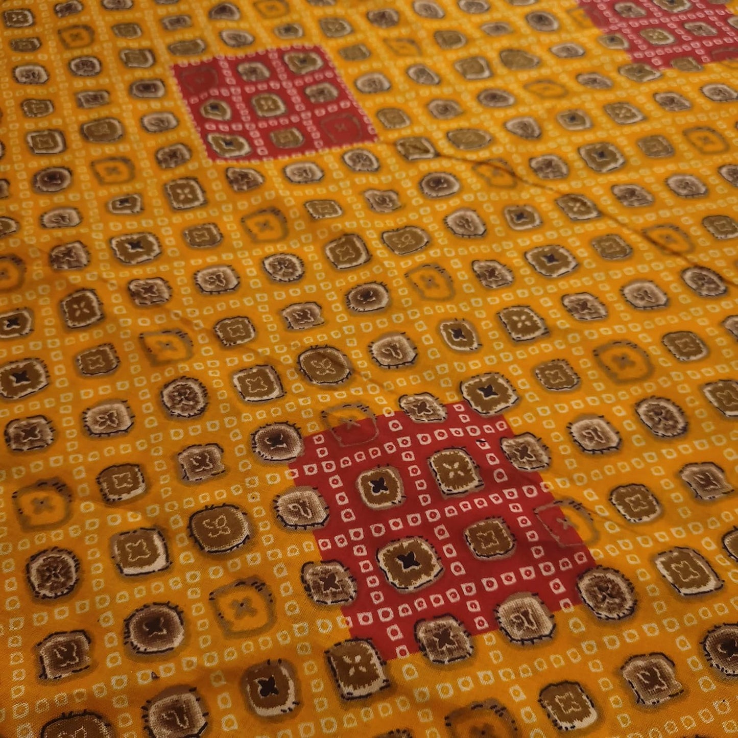 100% Cotton Indian Rajasthani Suzani Rangoli Boho Banjara Lawn Fabric | 44" (112cm) Wide Craft, Quilting & Patchwork Material – Sold by the Meter