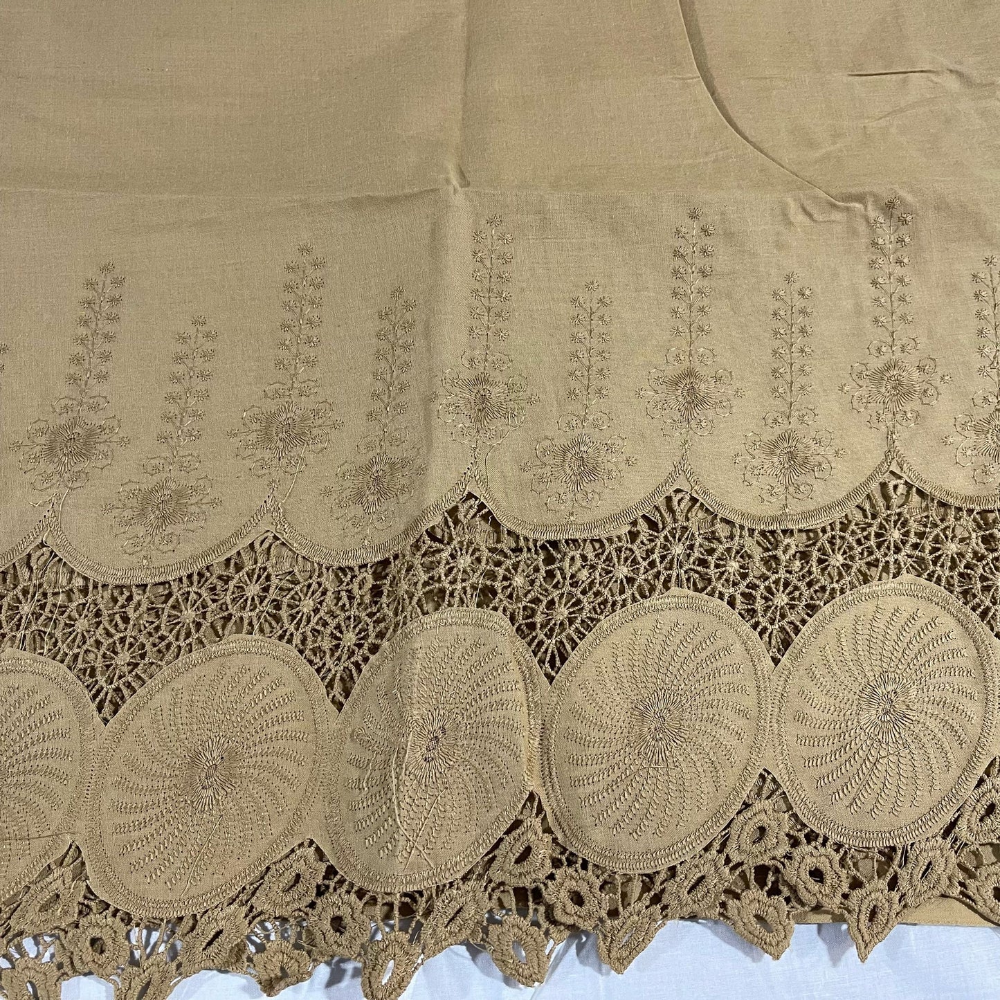 Cotton Floral Embroidery Fabric Lace Broderie Anglaise Dress Craft Material 44"
