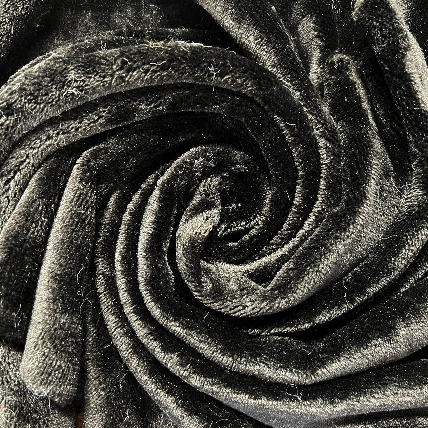 Plain Luxury Cuddle Fleece Fabric | Super Soft Plush Polyester 59" (150cm) Wide 280gsm – Sold by the Meter