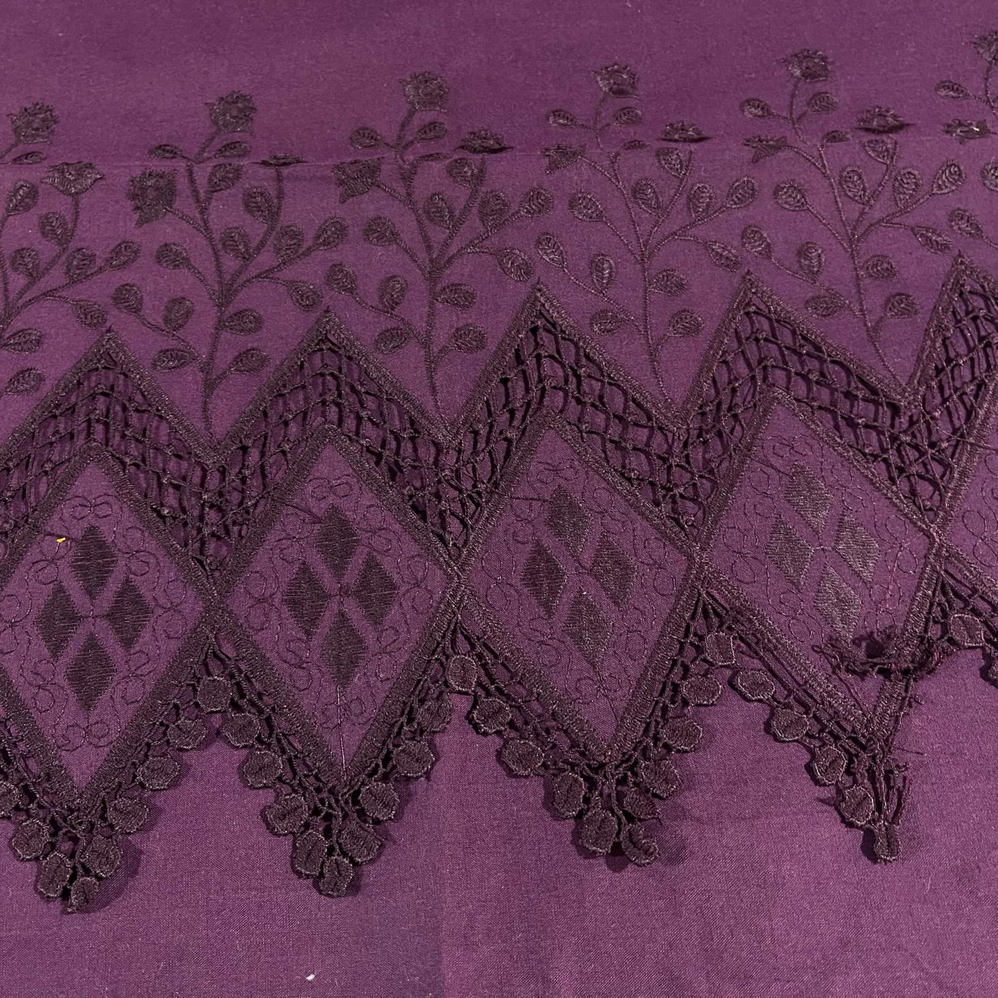 Cotton Floral Embroidery Fabric Lace Broderie Anglaise Dress Craft Material 44"