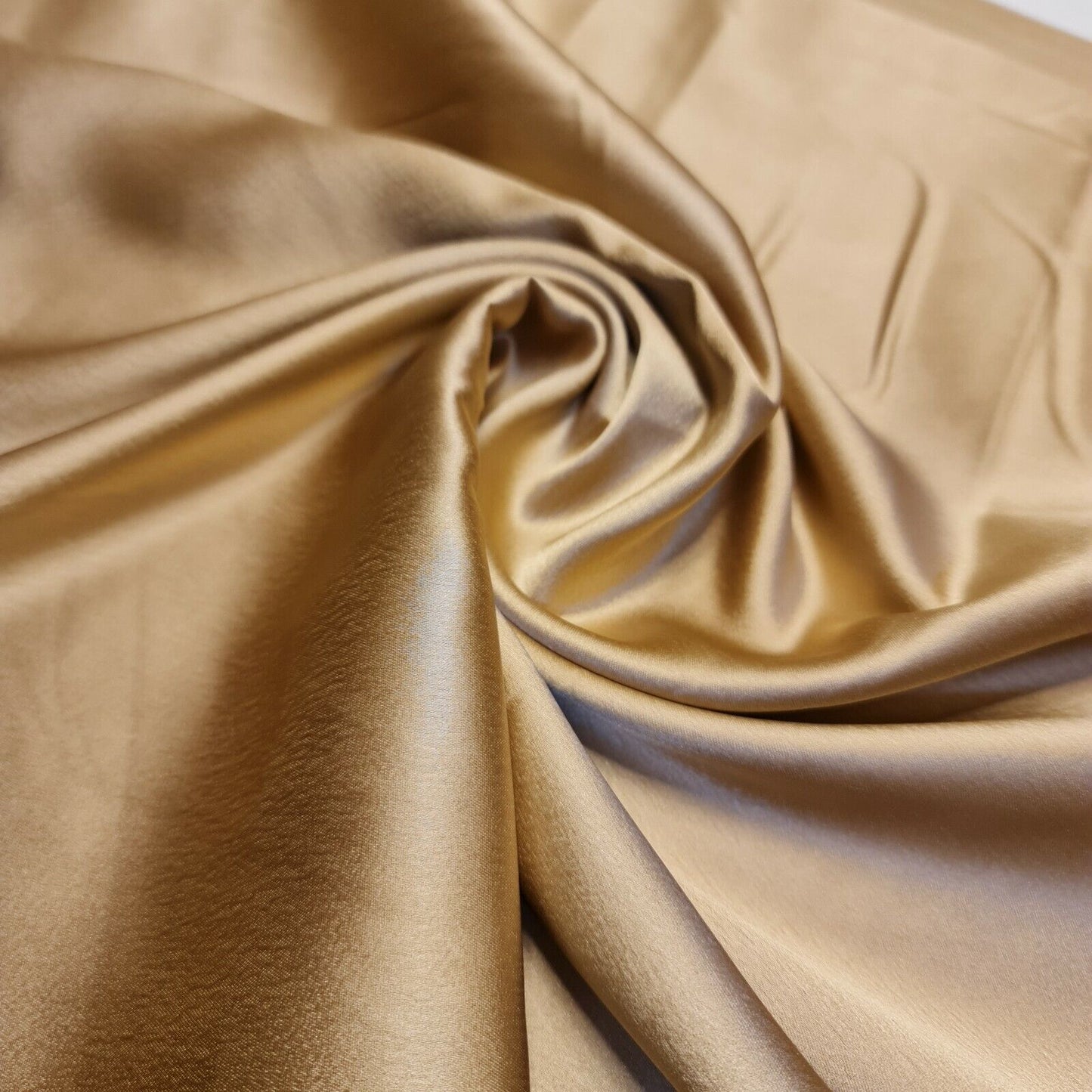 Satin Charmeuse Glossy Silky Polyester Fabric – 44" Wide – Bridal Dress, Craft & Event Material – 23m Bolt/Roll