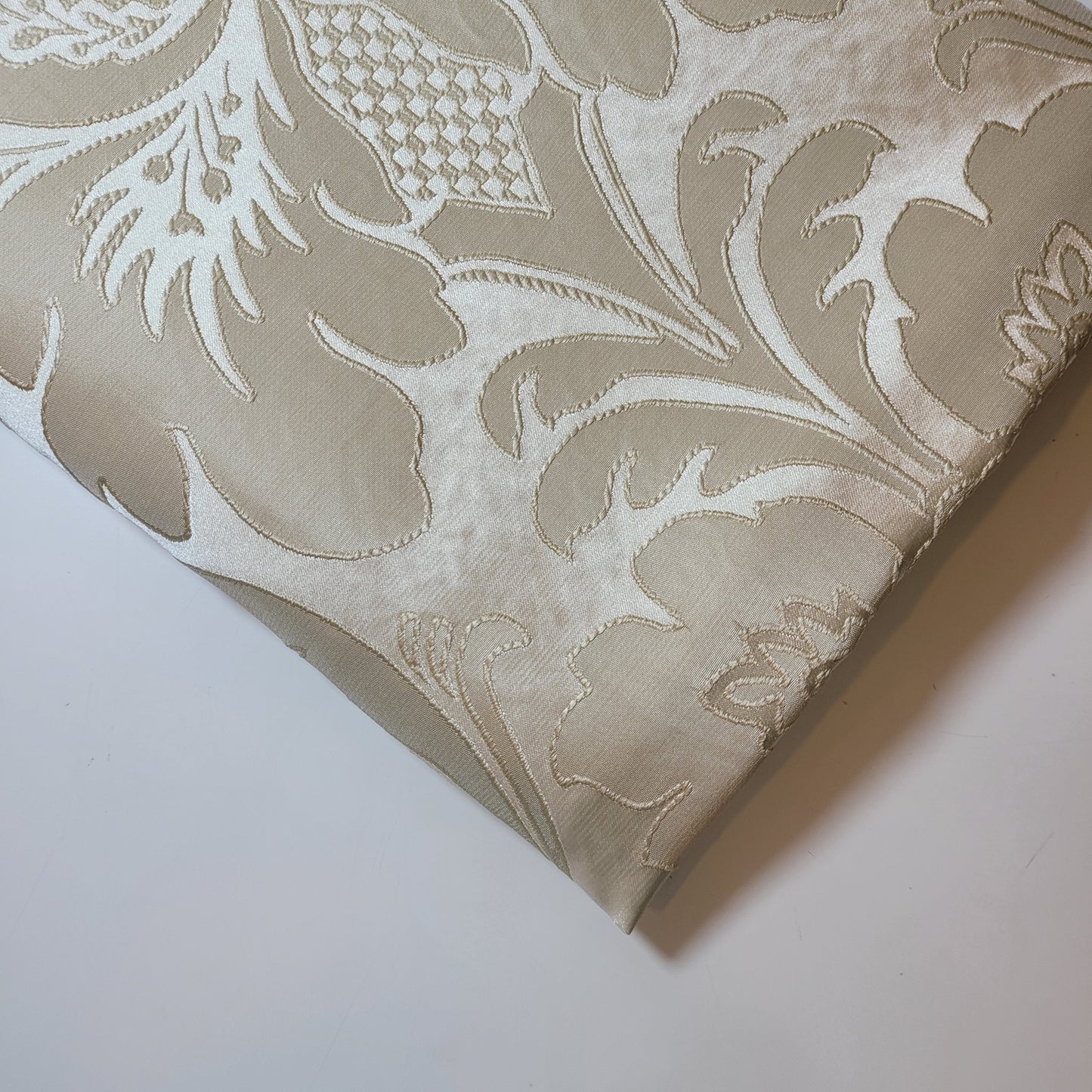 Ex-Designer Stock Upholstery Fabrics – 58" Wide Premium Chenille, Velvet, Linen & Tweed for Soft Furnishing & Crafts