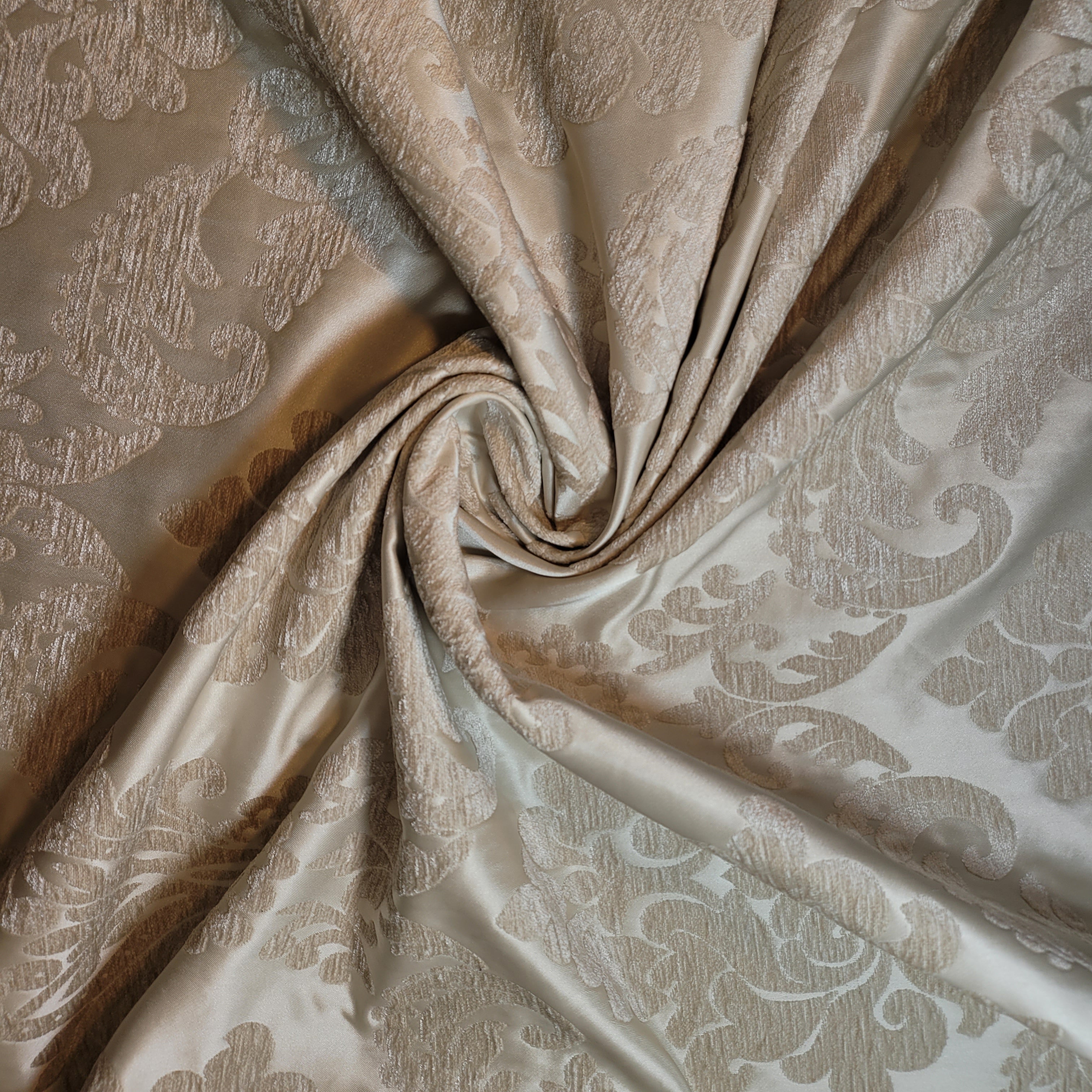 Ex-Designer Stock Upholstery Fabrics – 58