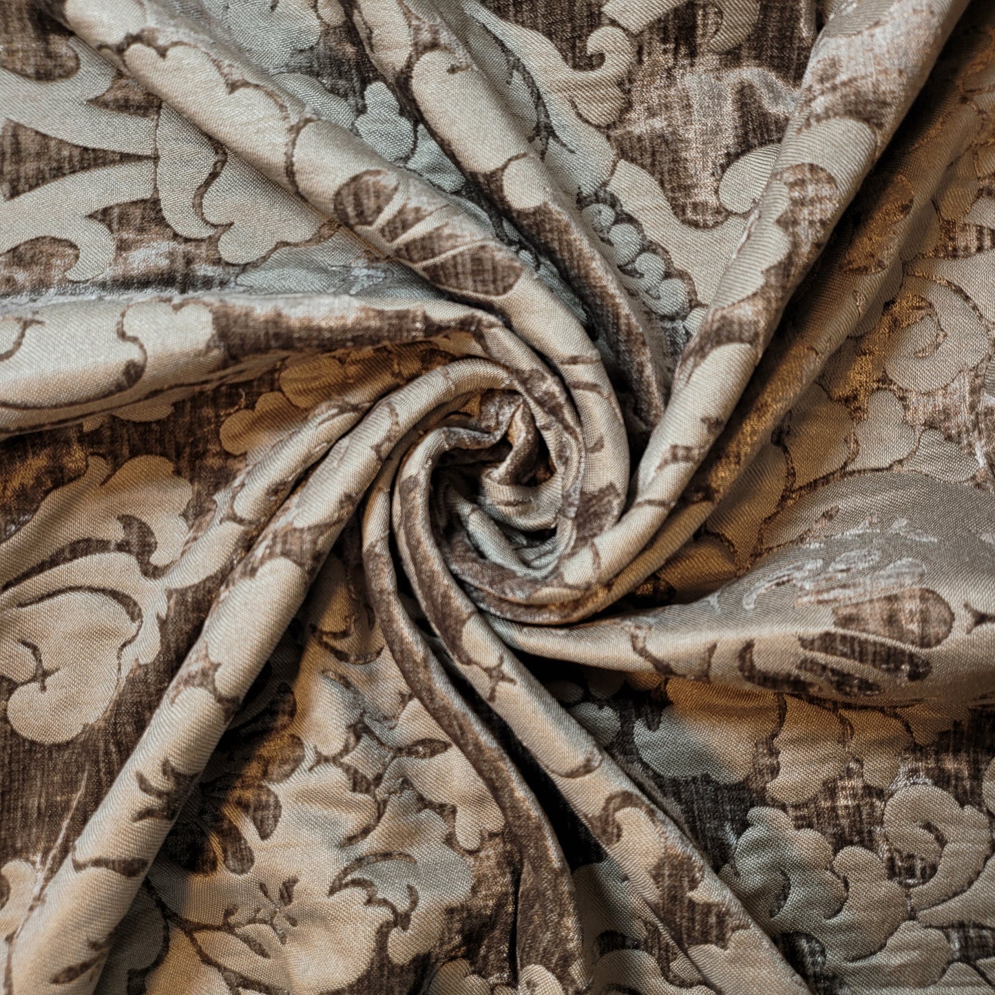 Ex-Designer Stock Upholstery Fabrics – 58" Wide Premium Chenille, Velvet, Linen & Tweed for Soft Furnishing & Crafts