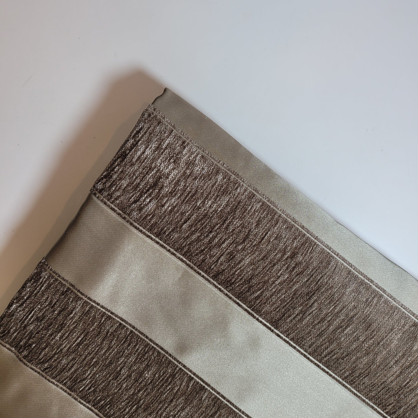 Ex-Designer Stock Upholstery Fabrics – 58" Wide Premium Chenille, Velvet, Linen & Tweed for Soft Furnishing & Crafts