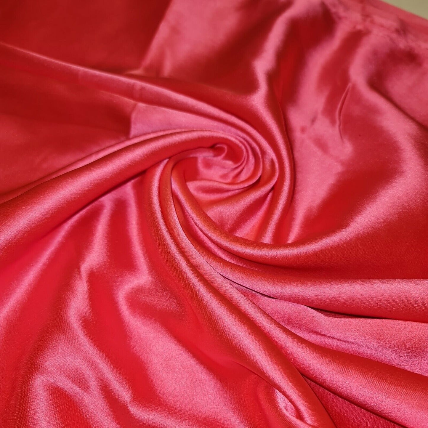 Satin Charmeuse Glossy Silky Polyester Fabric – 44" Wide – Bridal Dress, Craft & Event Material – 23m Bolt/Roll